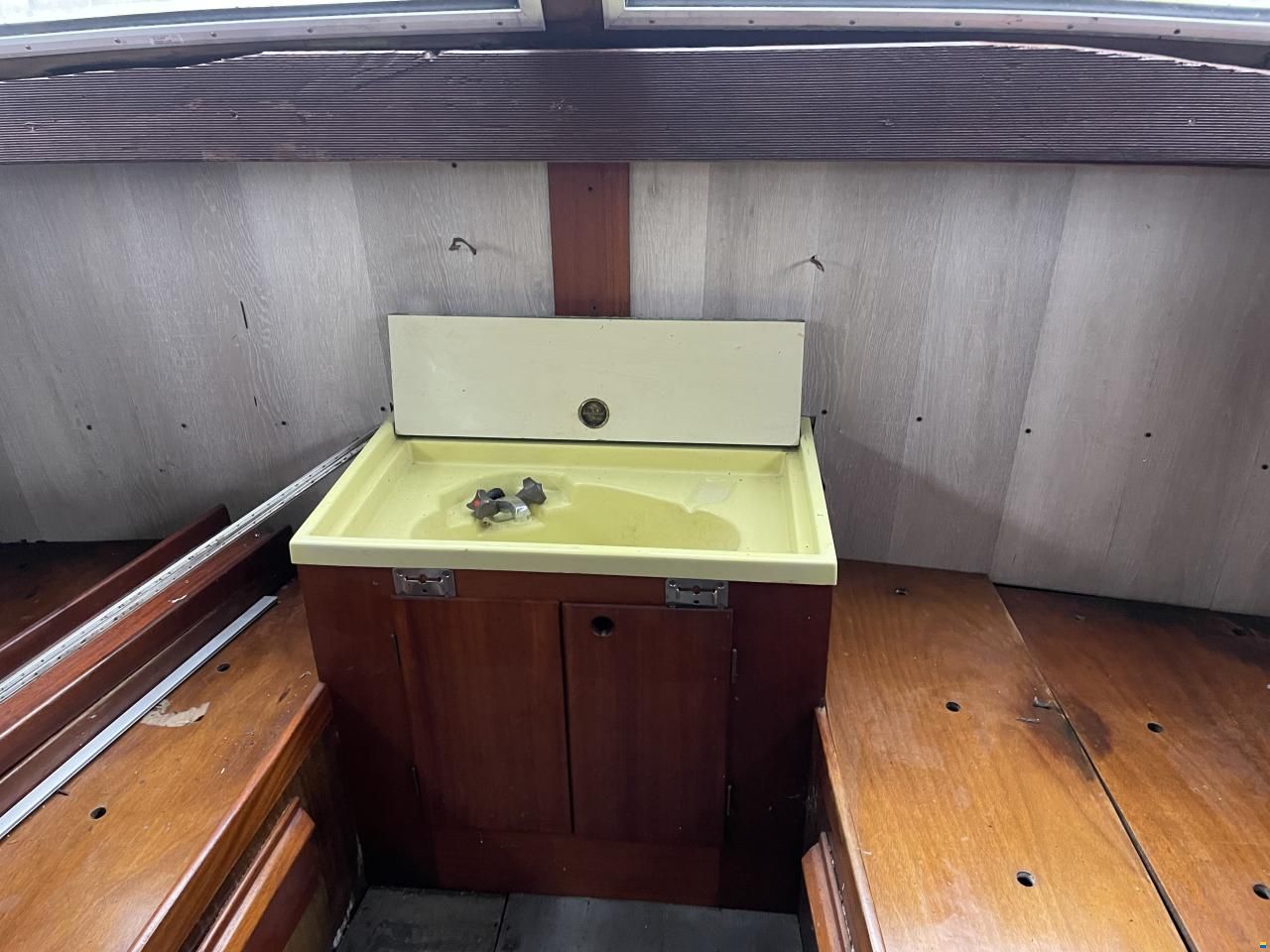Storebro Adler 34
