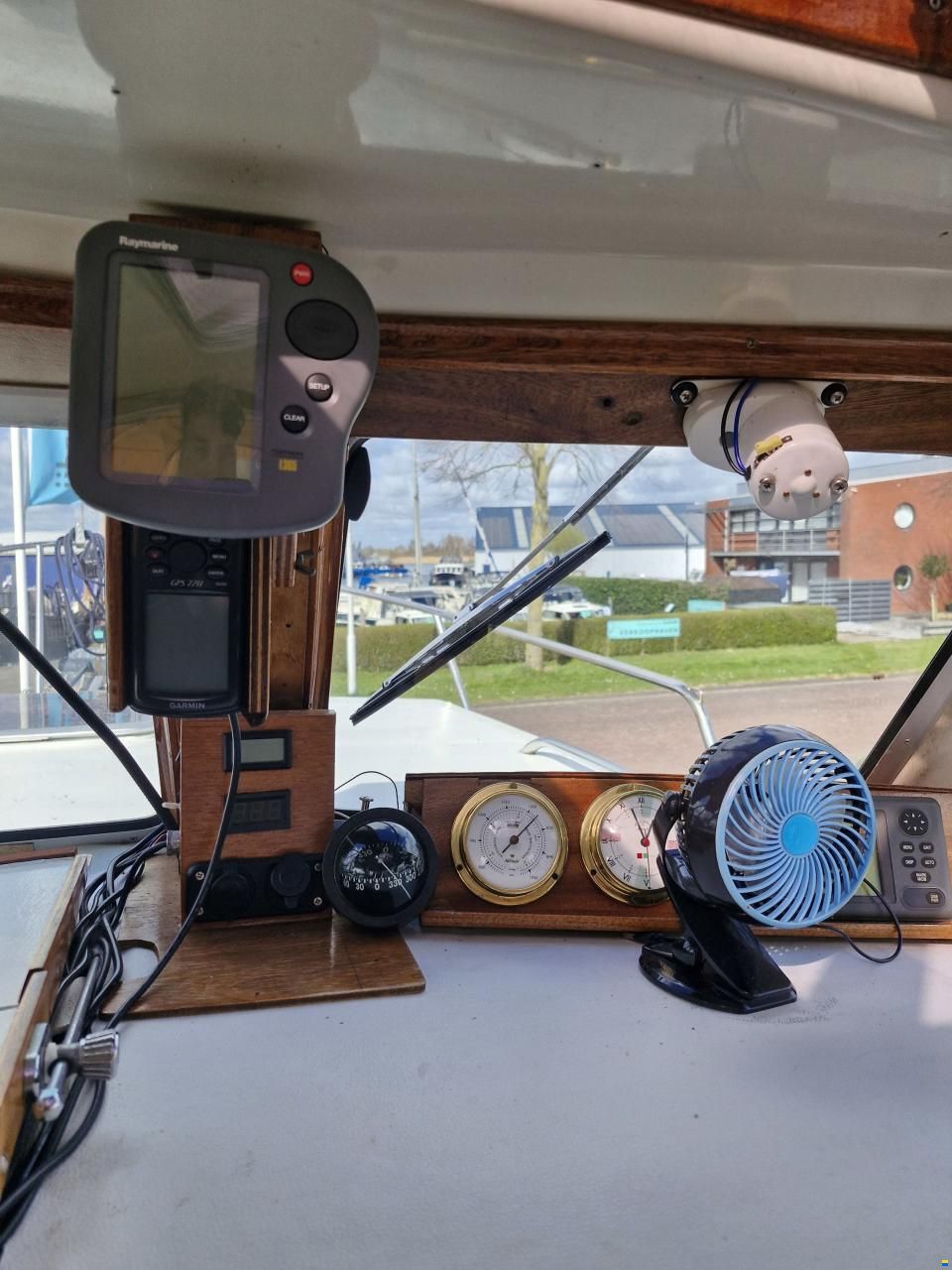 Saga 27