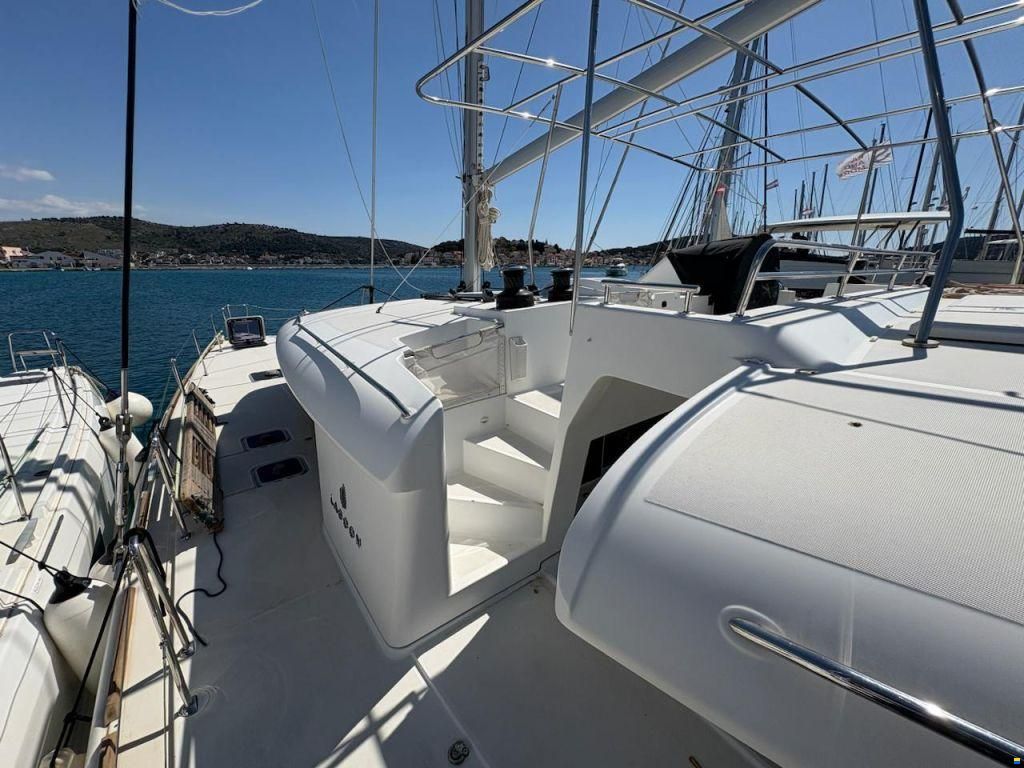 Lagoon 450