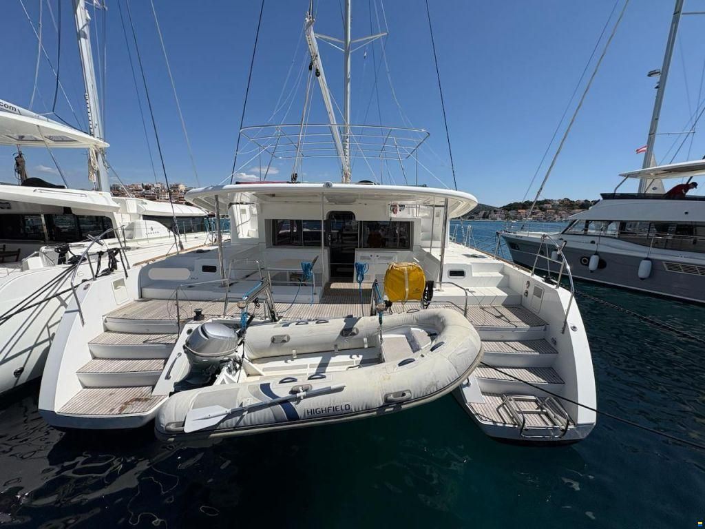 Lagoon 450