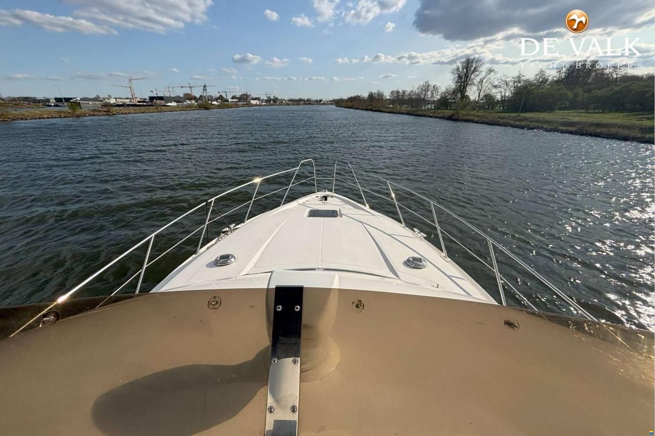 Sealine 390 Fly