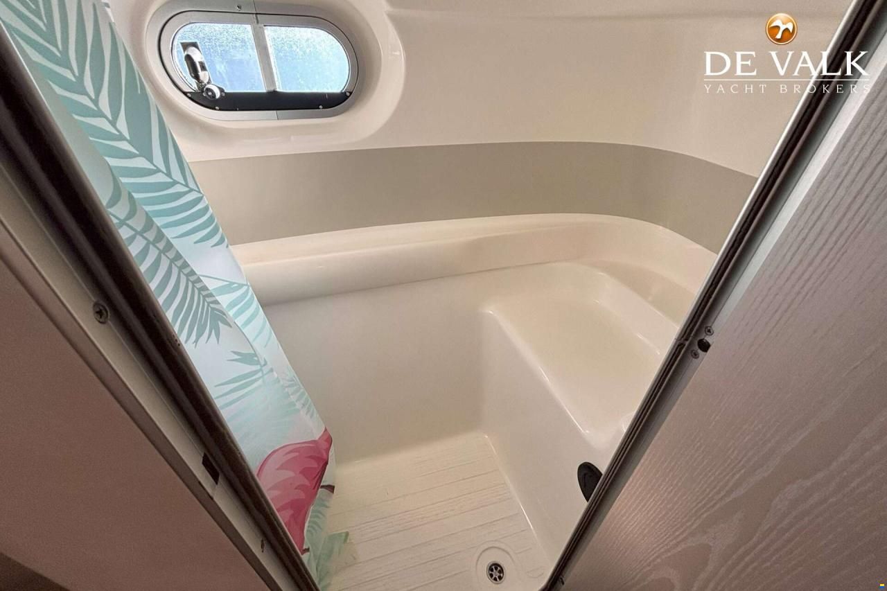 Sealine 390 Fly