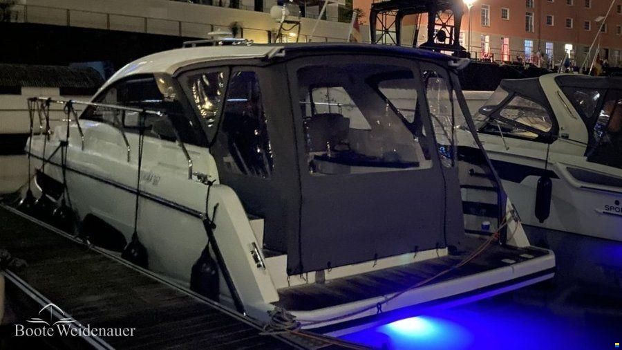 Sealine S330