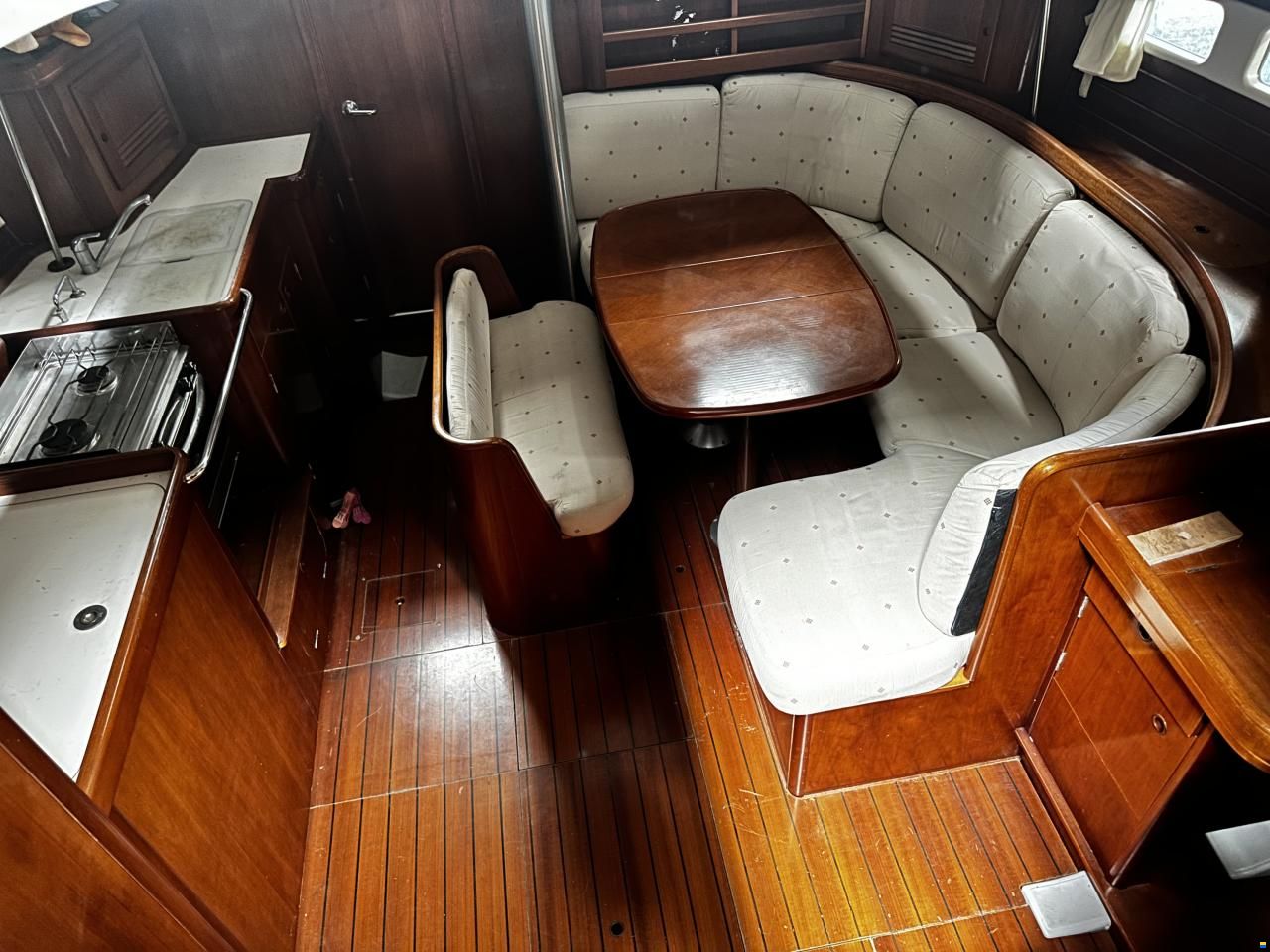 Beneteau Oc&eacute;anis 423