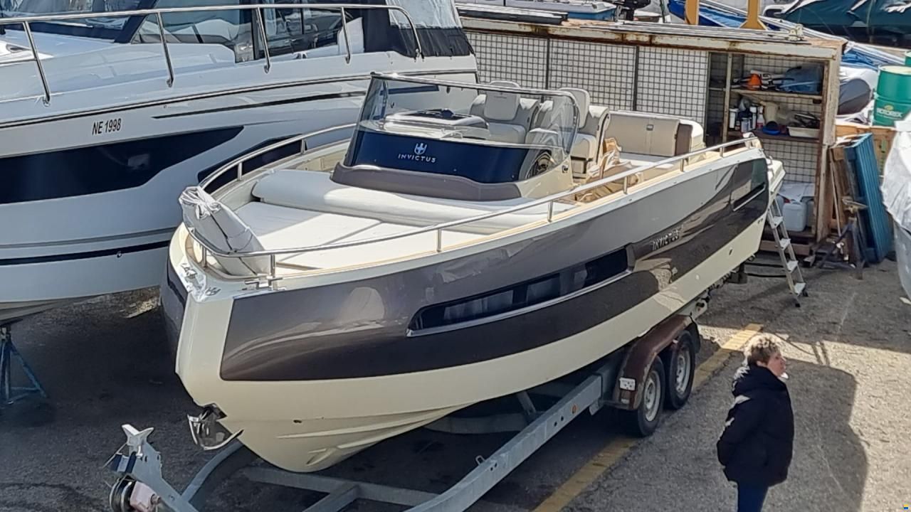 Invictus 280 GT