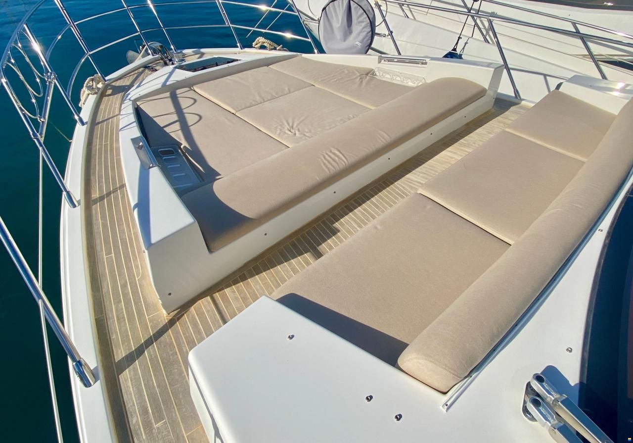 Azimut 55S