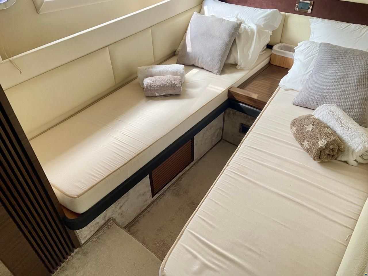 Azimut 55S