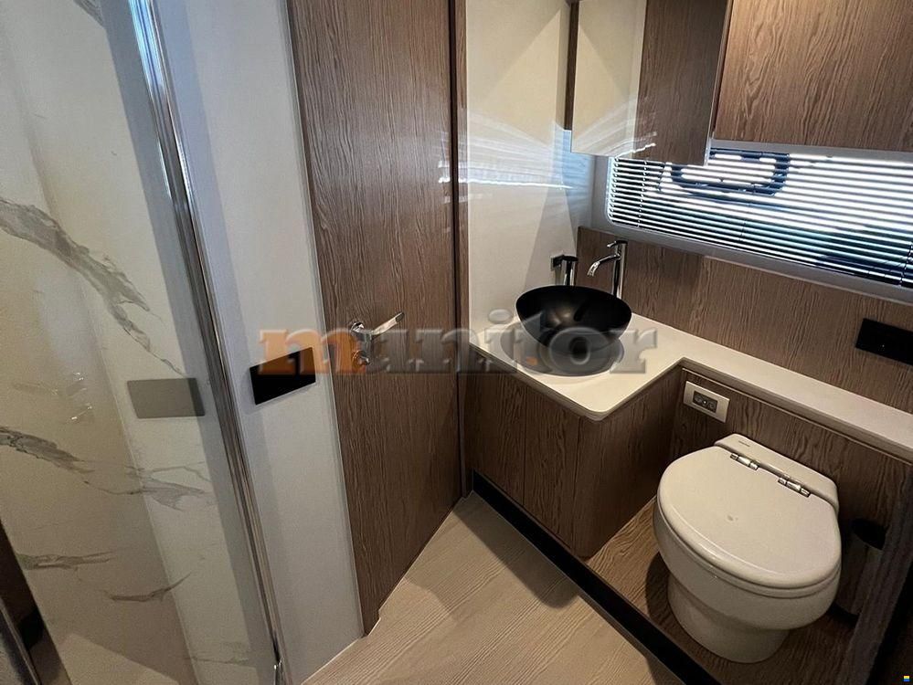 Azimut 53 Fly