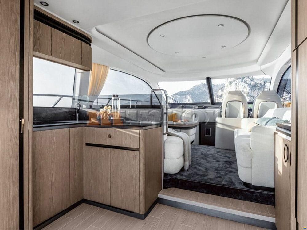 Azimut 53 Fly