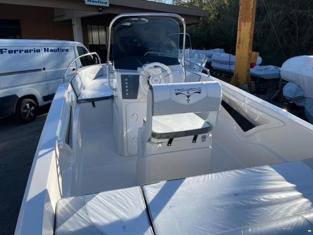 Trimarchi  6.00 Amuni + Honda BF40E