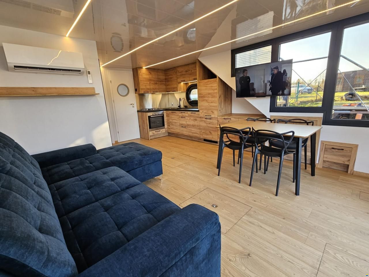 CampiBoat Hausboot Campi 500 15m x 5m