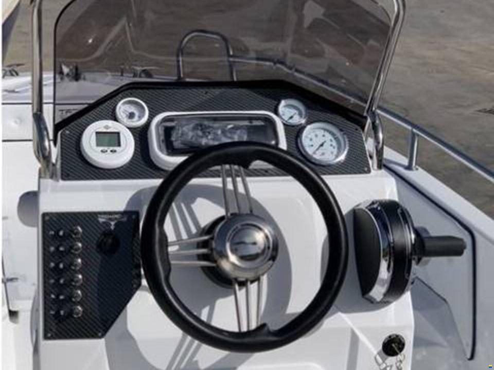 Trimarchi Nica 5.30 + Honda BF40E