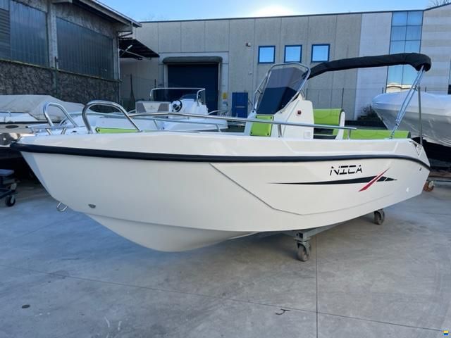 Trimarchi Nica 5.30 + Honda BF40E