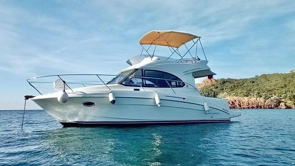 Beneteau Antares 30 Fly