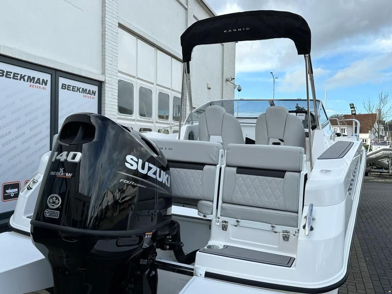 Karnic SL640 Walkaround