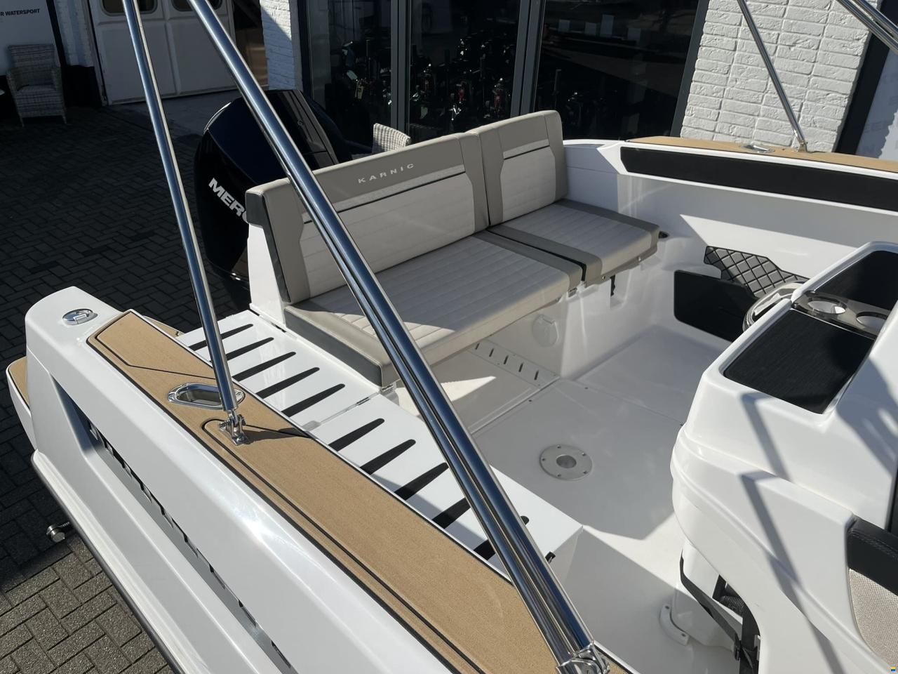 Karnic SL692 Sundeck