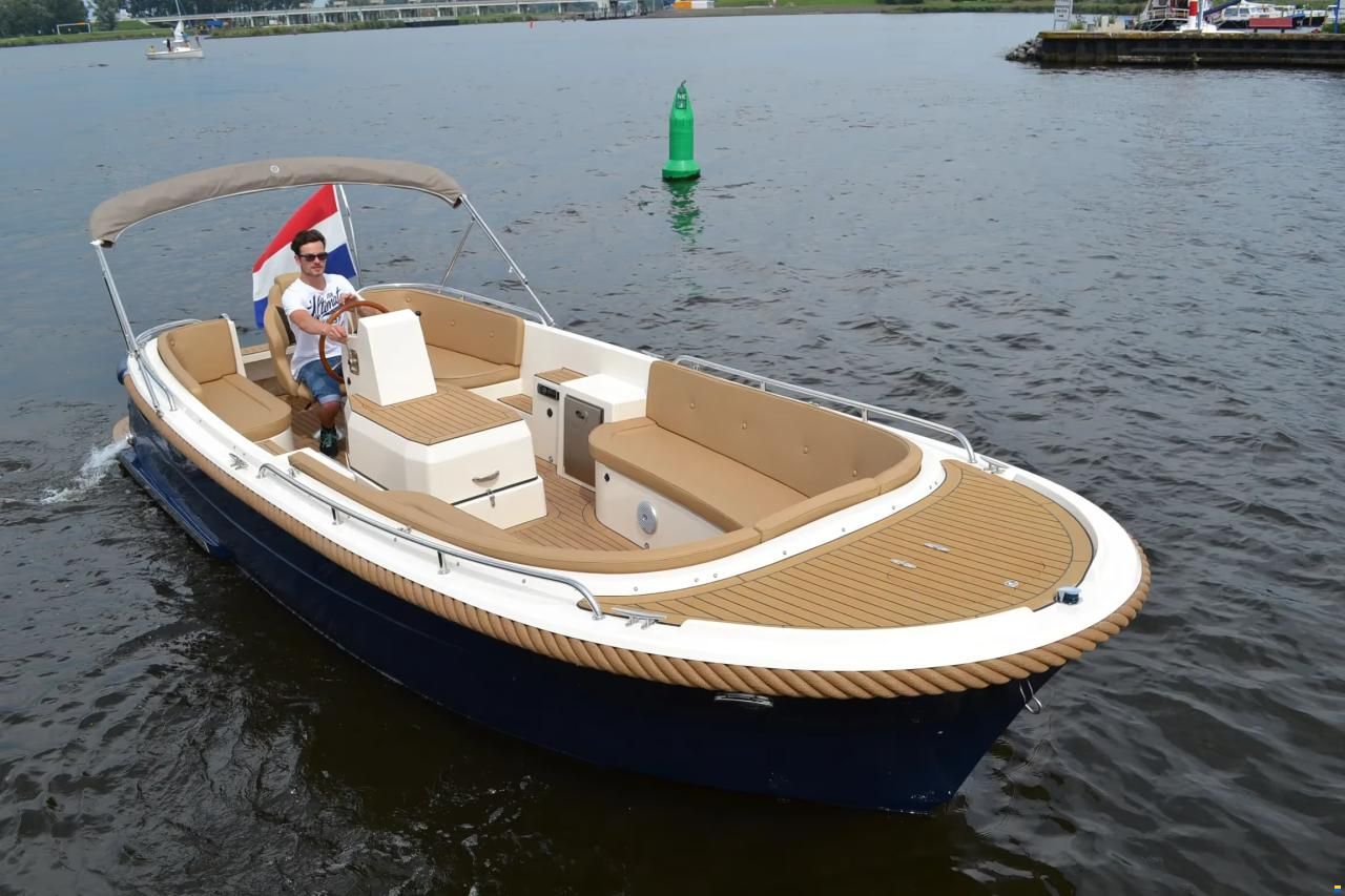 Primeur 700 Tender