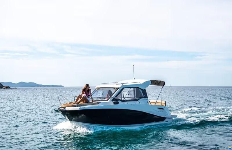 Quicksilver 705 Weekend