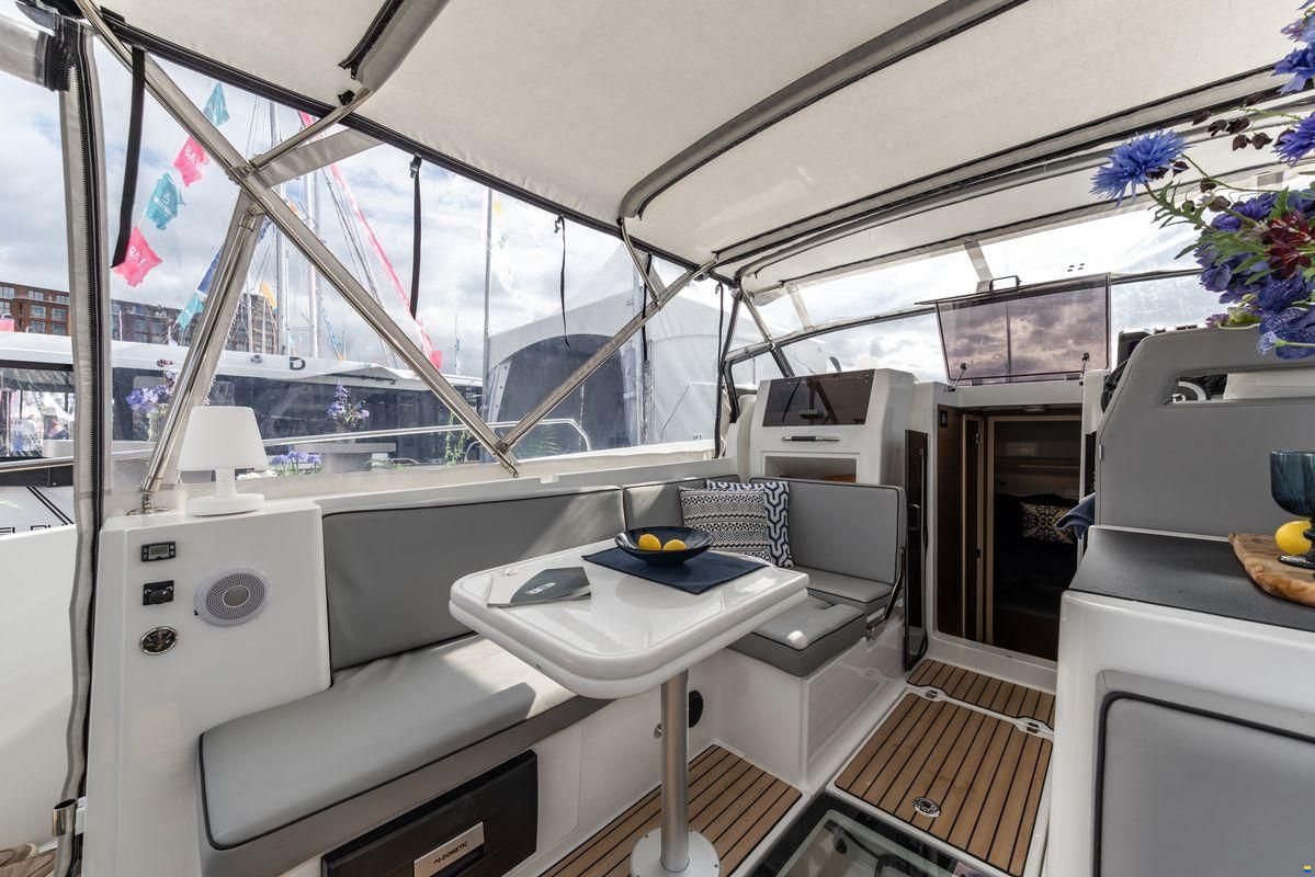 Delphia 10 Lounge Electric DEMO, direct verkrijg