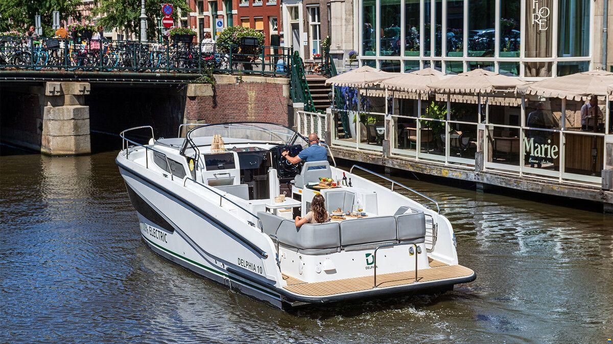 Delphia 10 Lounge Electric DEMO, direct verkrijg