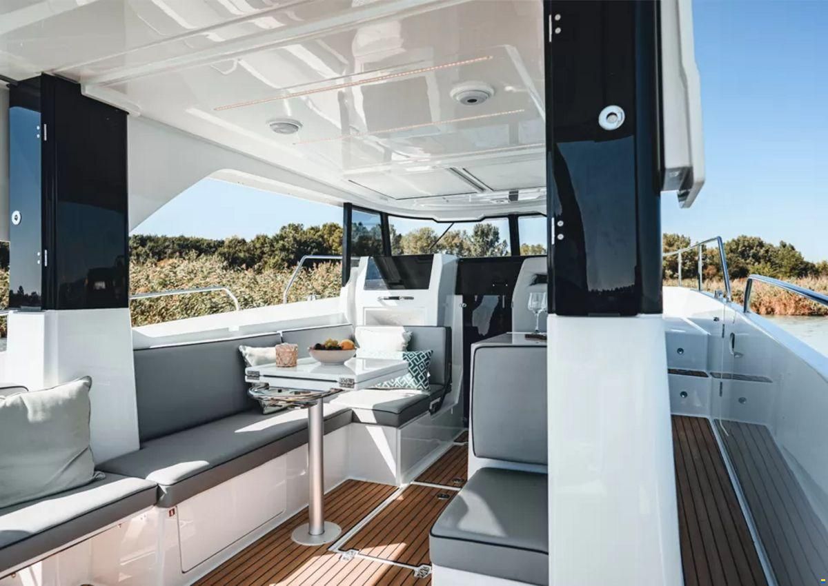 Delphia 10 LoungeTop Electric
