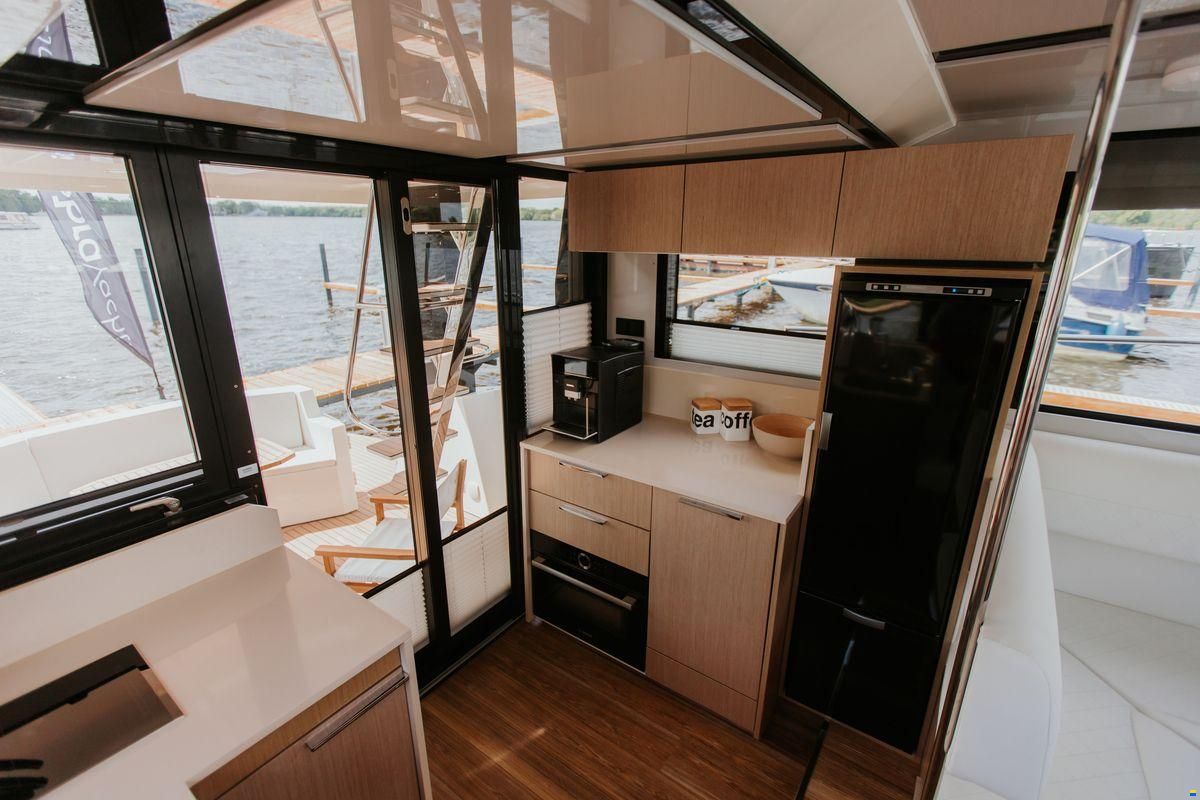 Cobra Seamaster 45