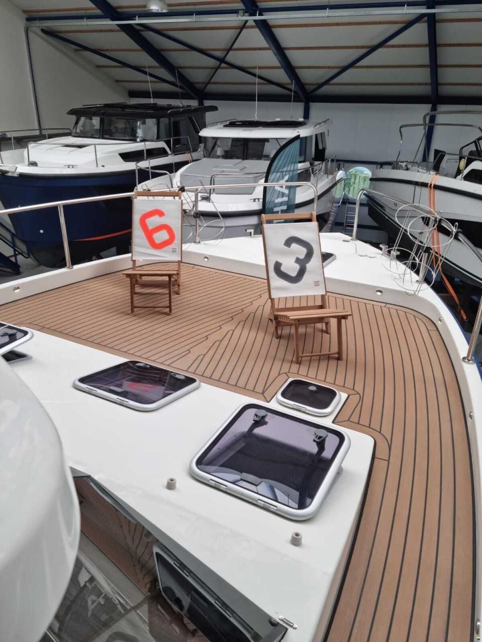 Cobra Futura 40