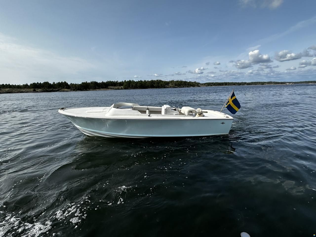 Bertram 25 Open