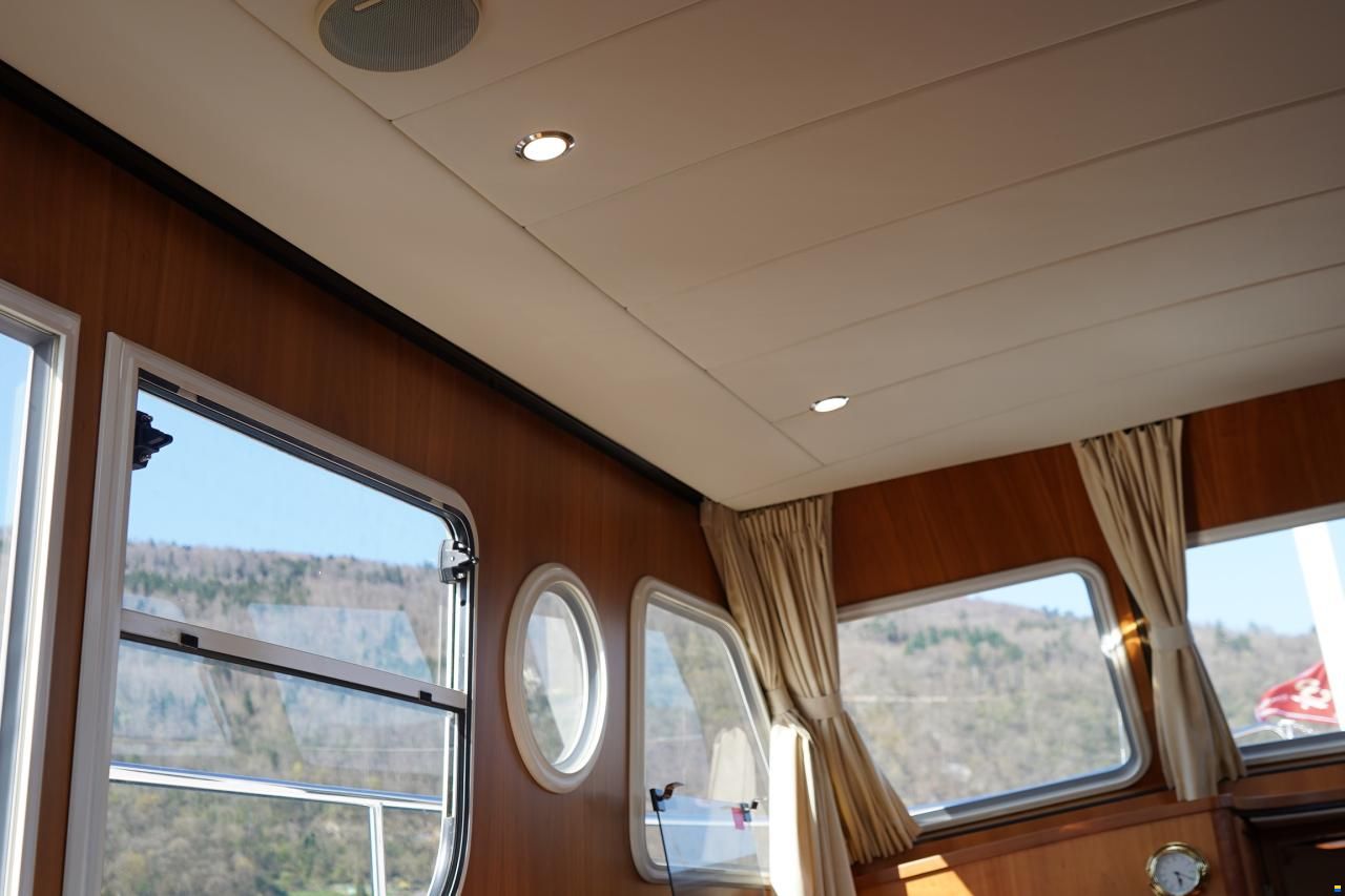 Linssen Grand Sturdy 34.9 AC "Victorinox"