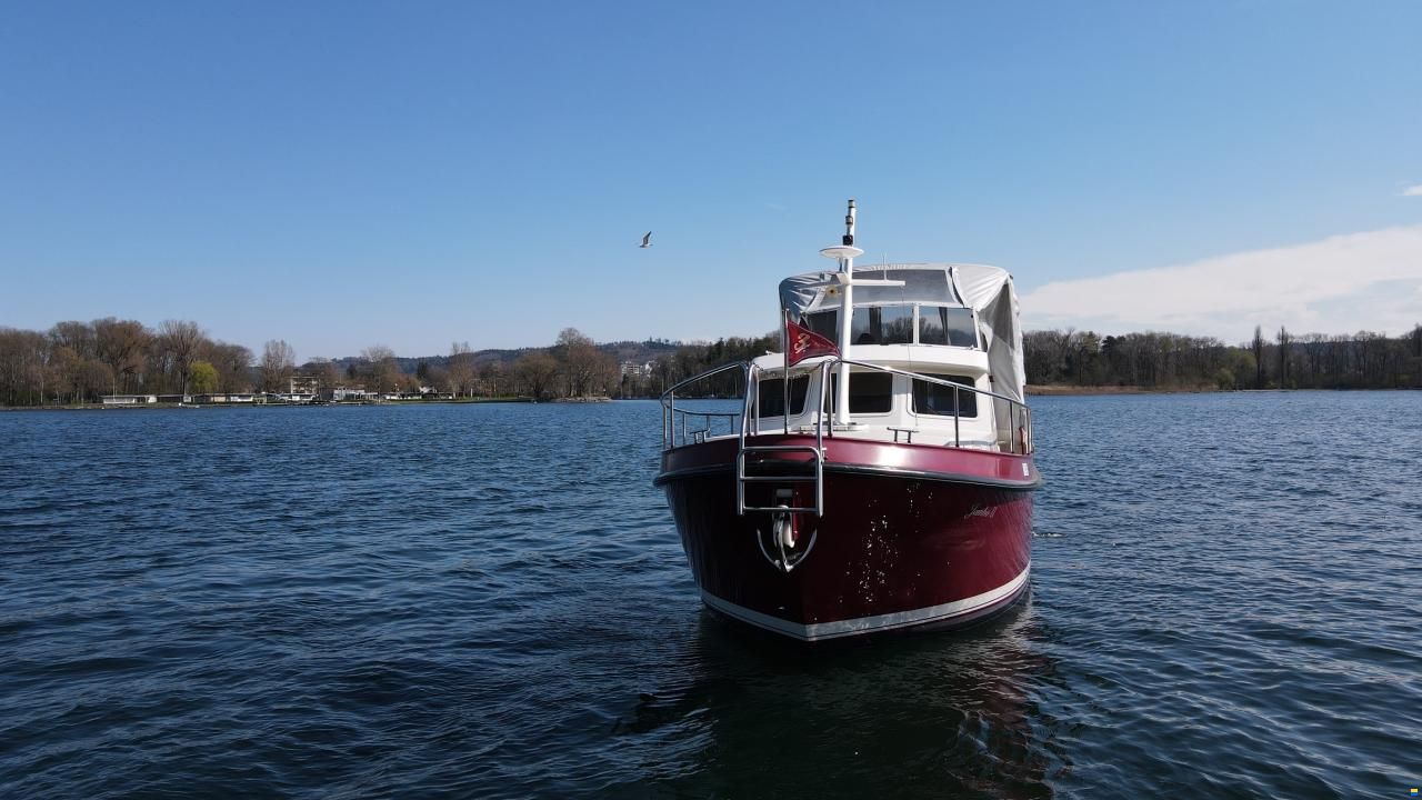 Linssen Grand Sturdy 34.9 AC "Victorinox"