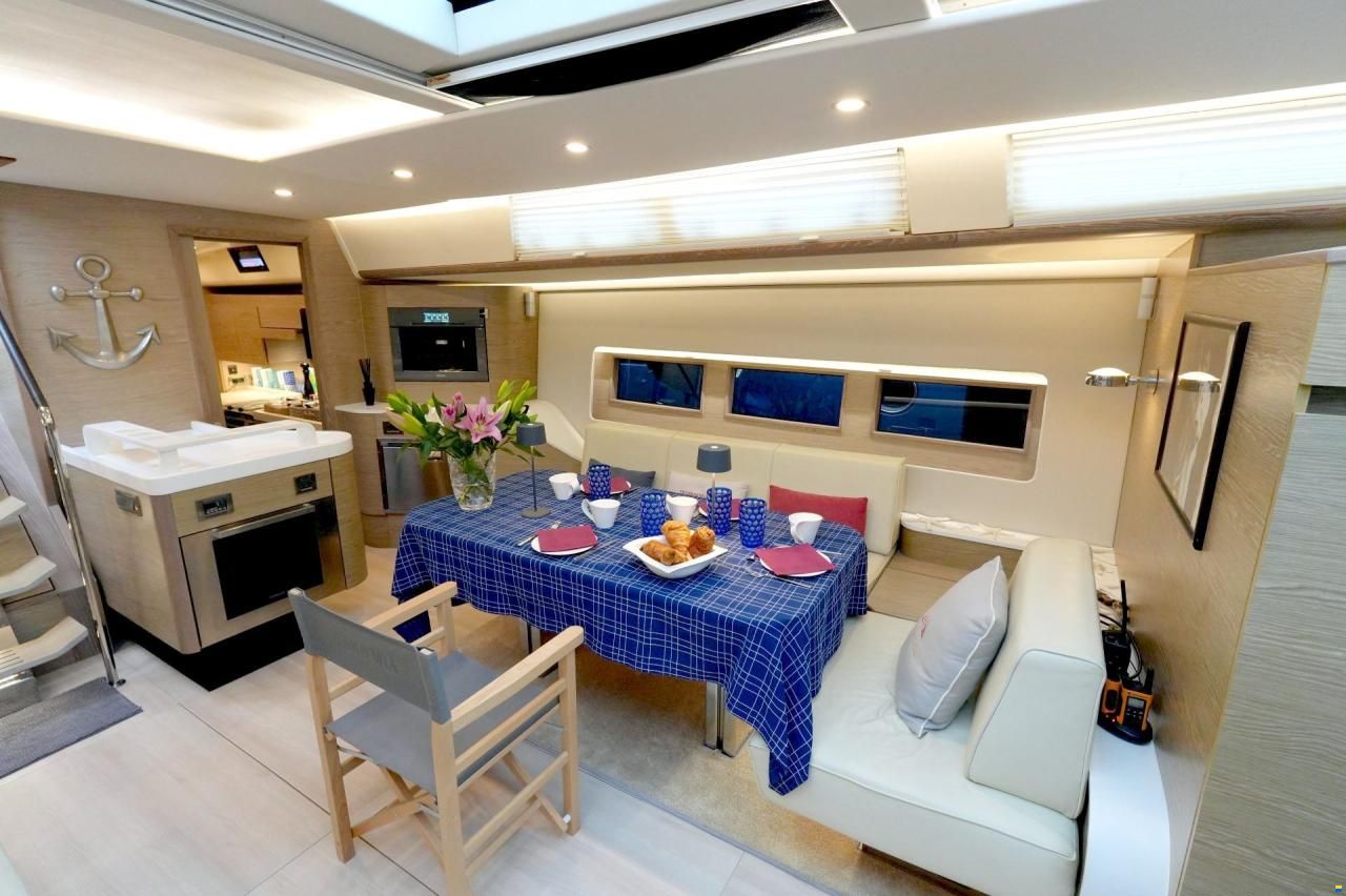Hanse 675