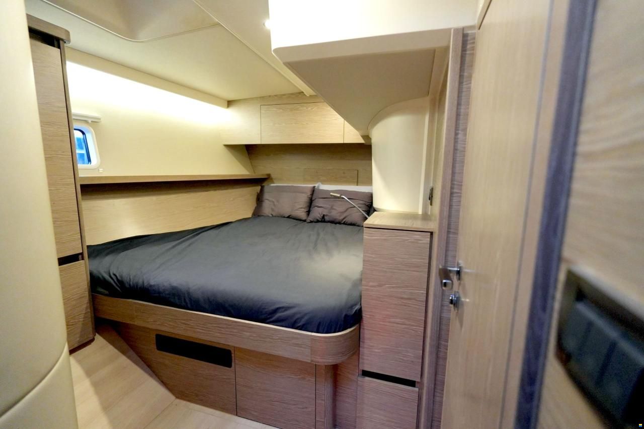 Hanse 675