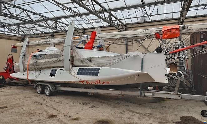 Farrier F32R-S folding trimaran