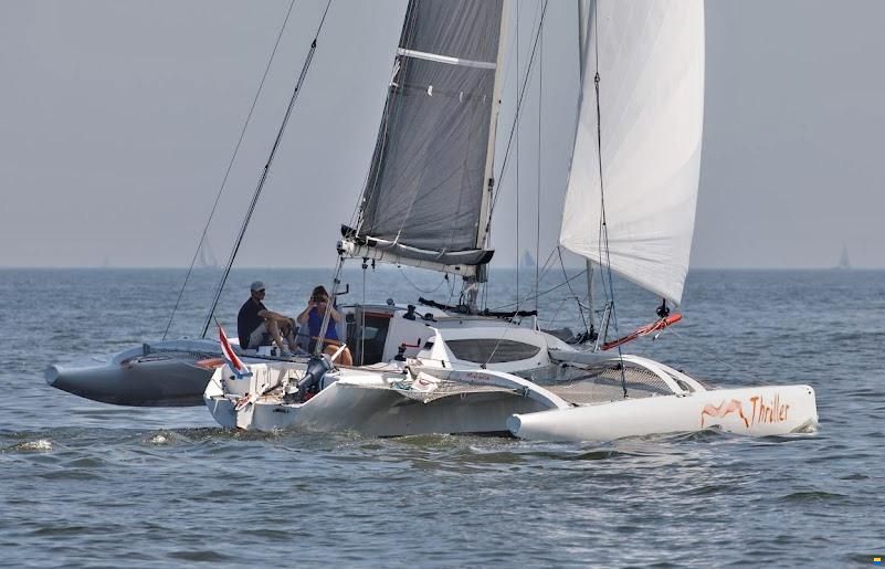 Farrier F32R-S folding trimaran