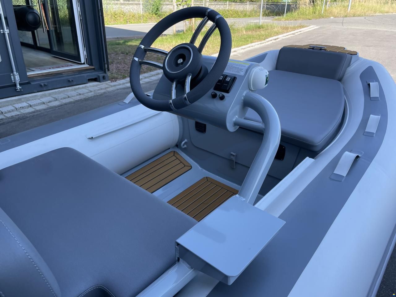 GALA Atlantis 330QE