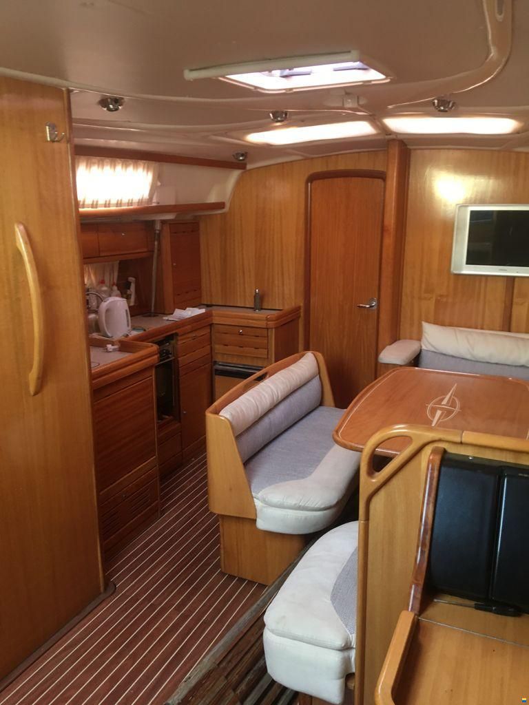 Bavaria 42