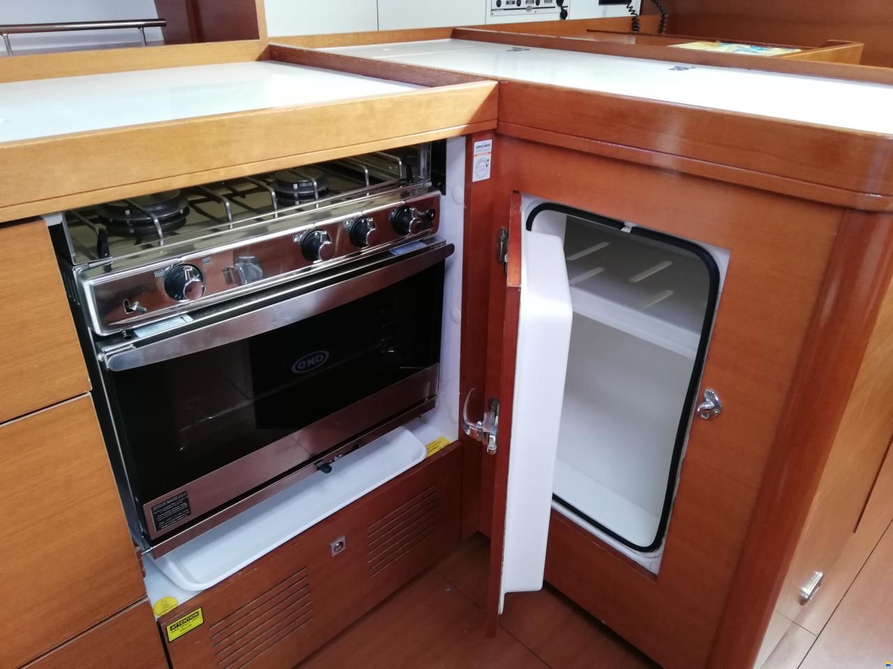 Dufour 450