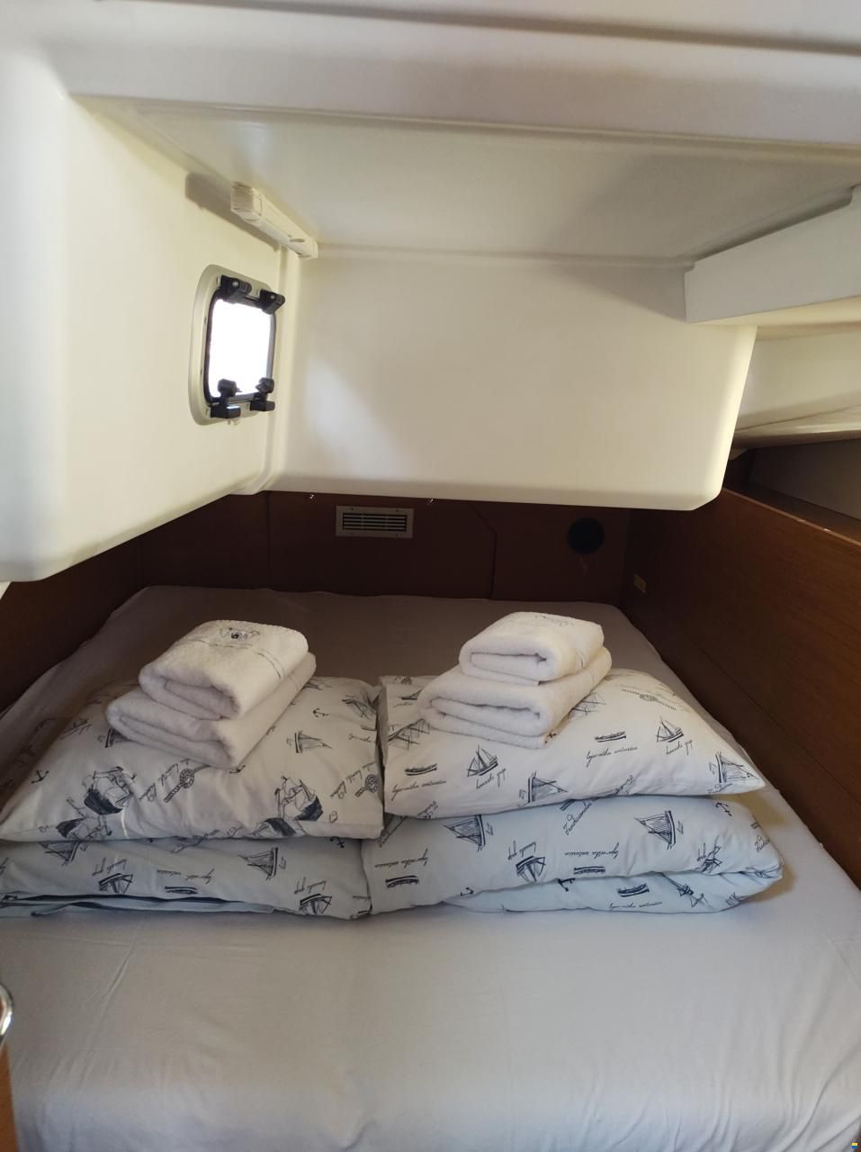 Jeanneau Sun Odyssey 440