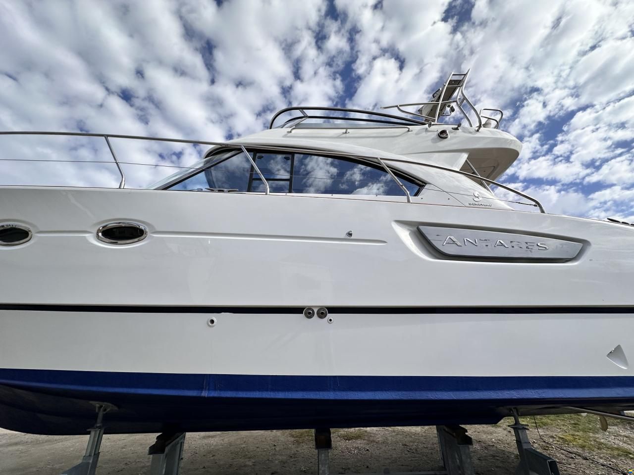 Beneteau B&eacute;neteau Antares 12 - 2motorer