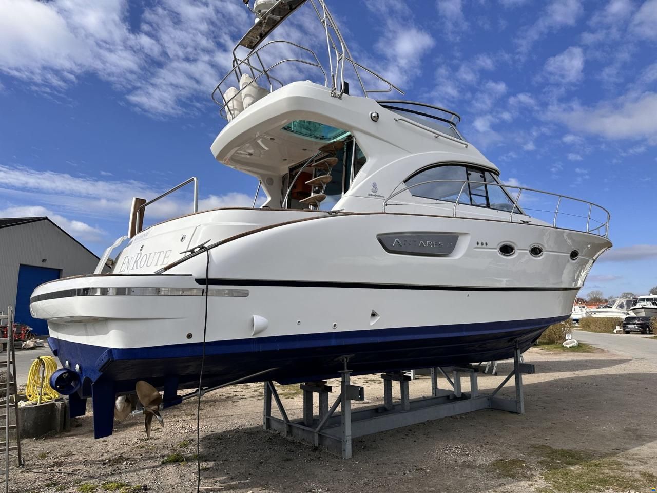 Beneteau B&eacute;neteau Antares 12 - 2motorer