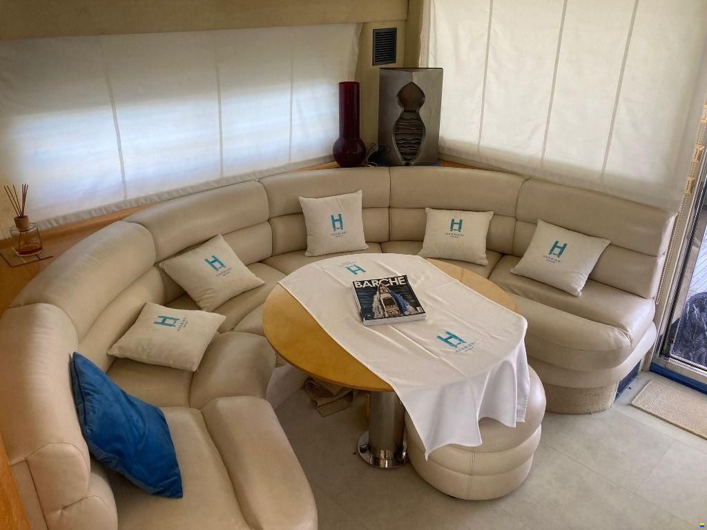 Fairline SQUADRON 62