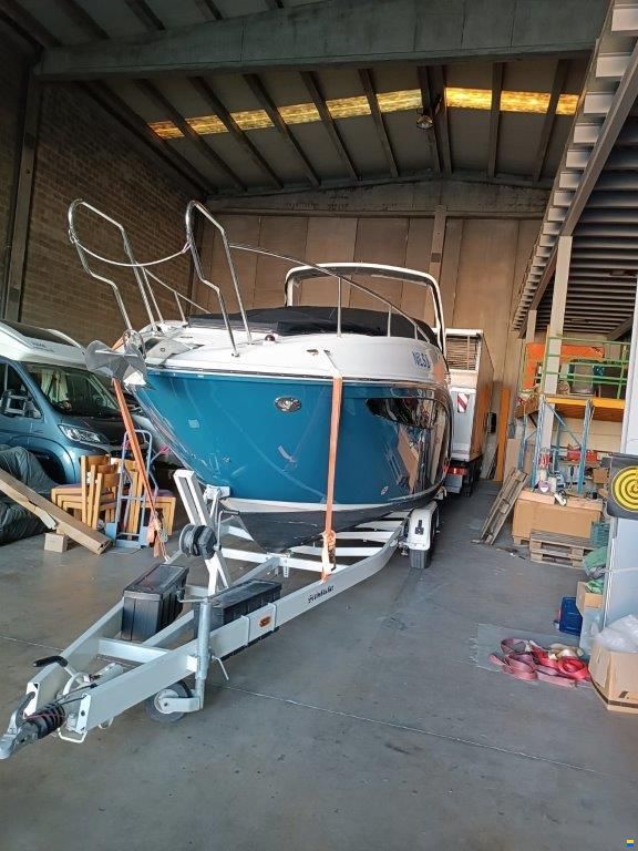 Sea Ray Sundancer 265
