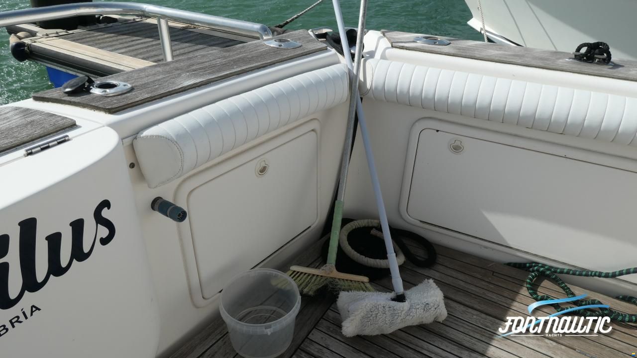 Riviera 47