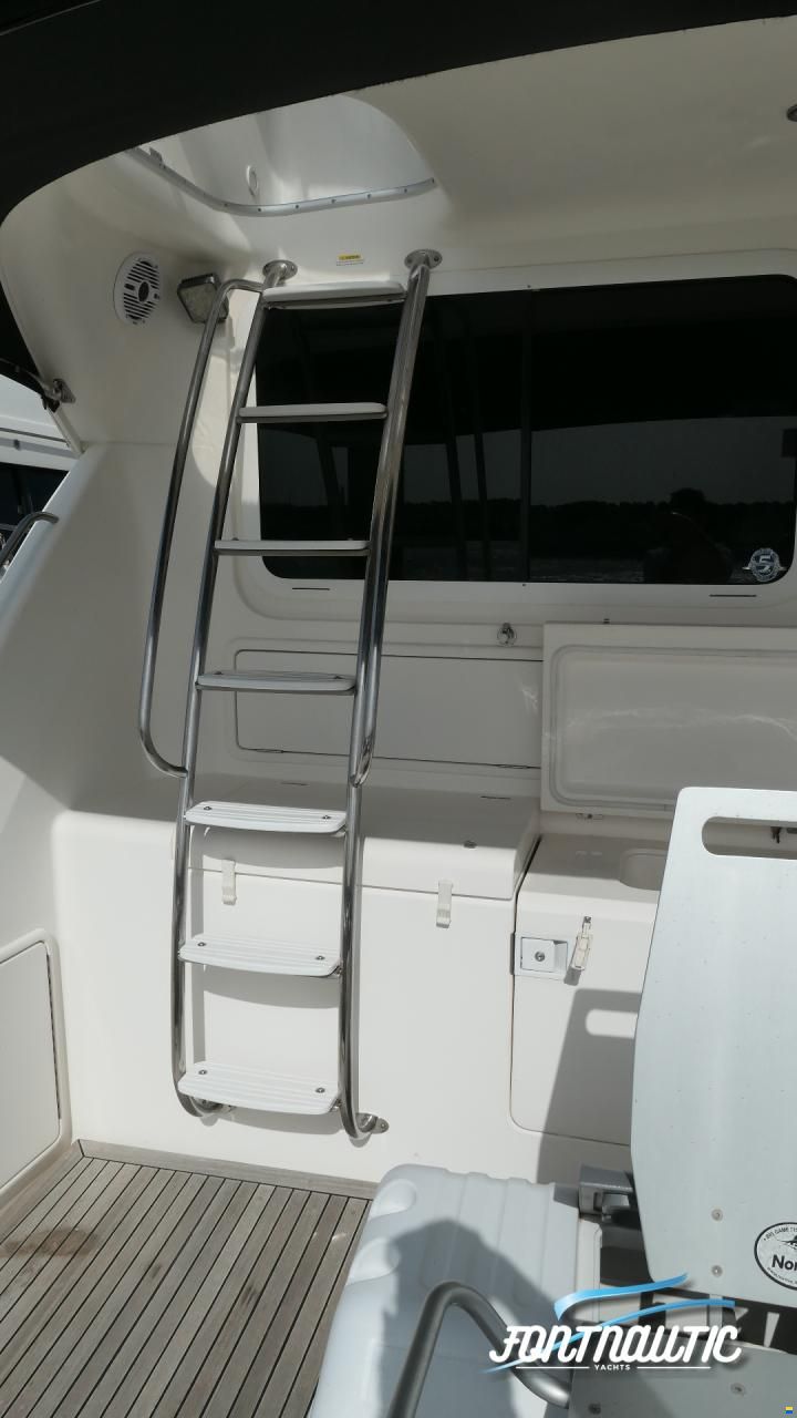 Riviera 47