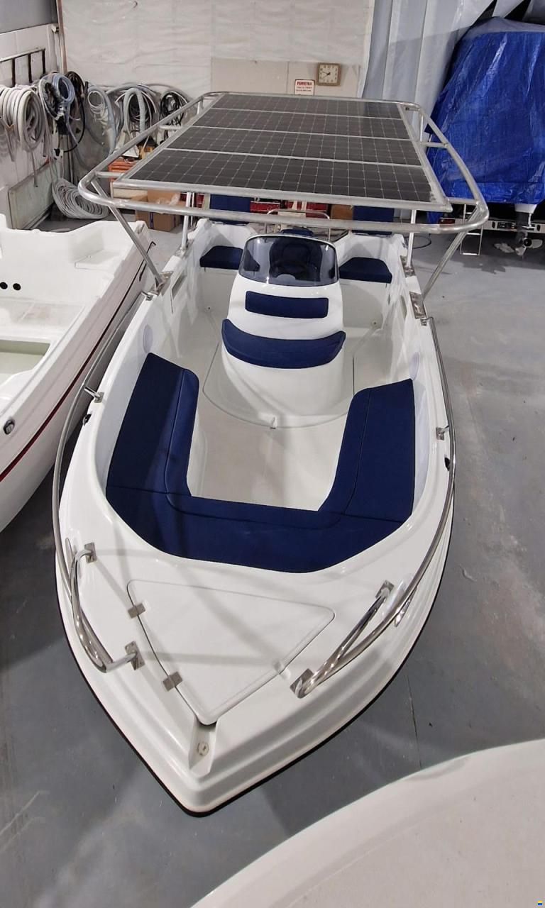 Massiv Boats 520 Hard Top E