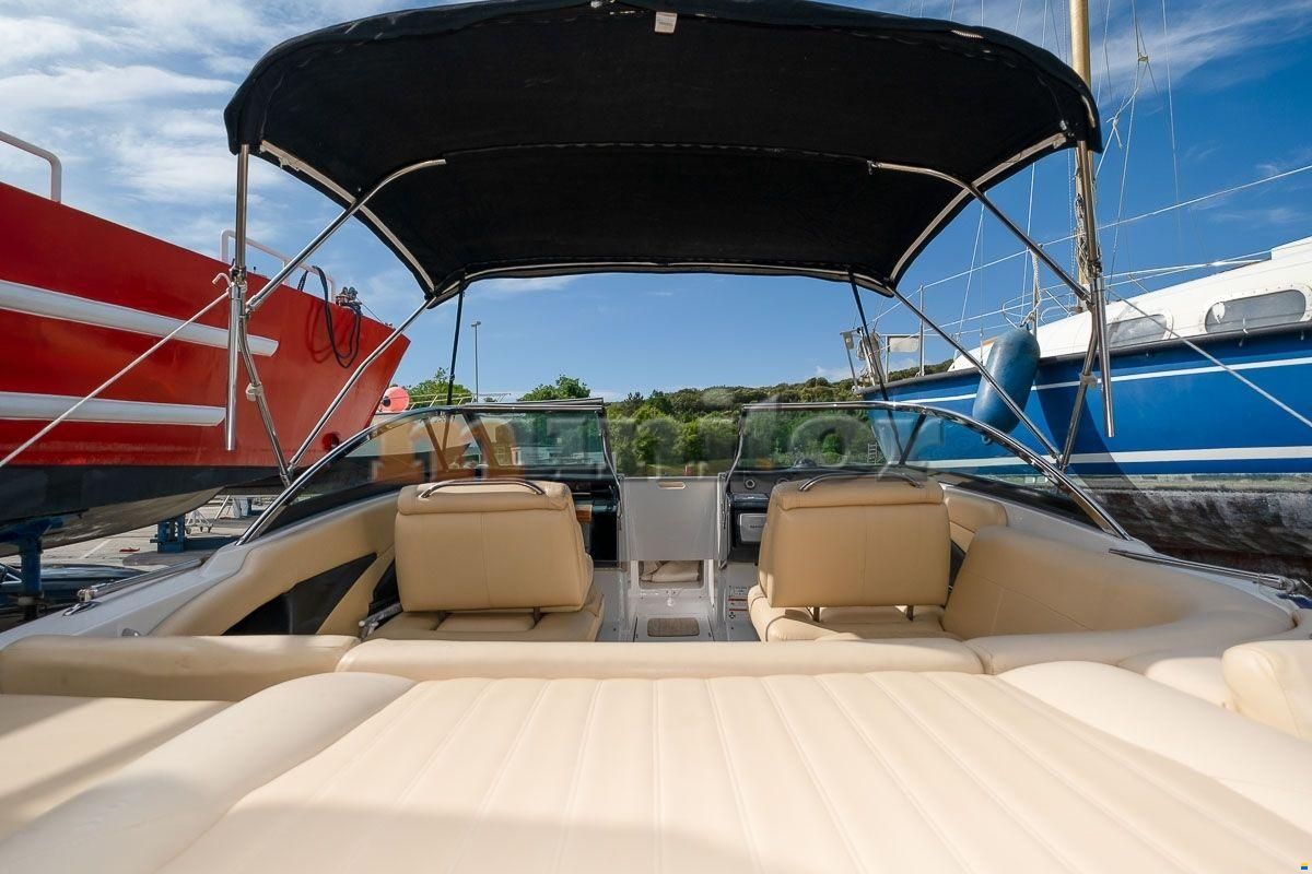 Four Winns SL222