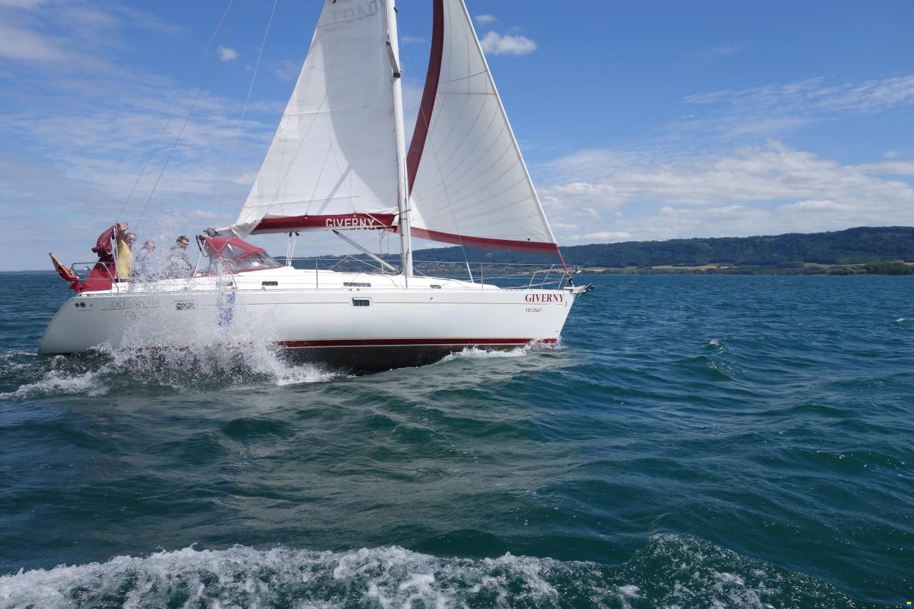 Beneteau Oceanis Clipper 381