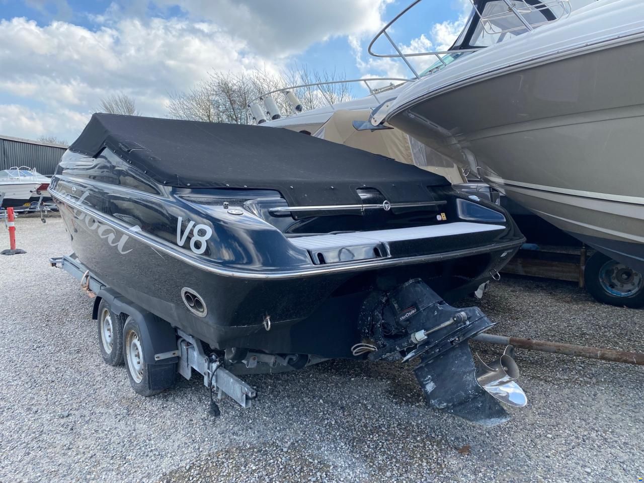 Crownline 225CR