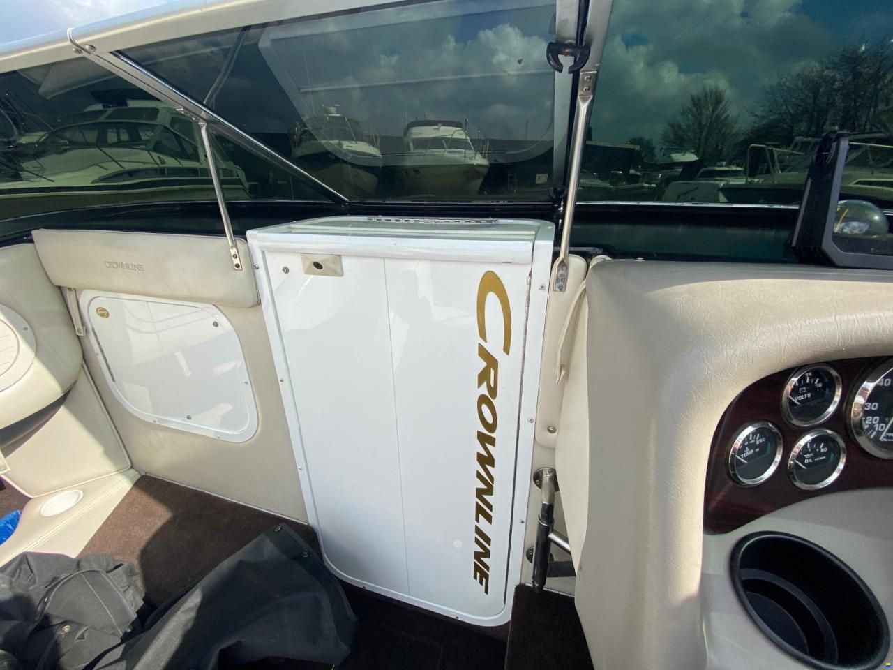 Crownline 225CR