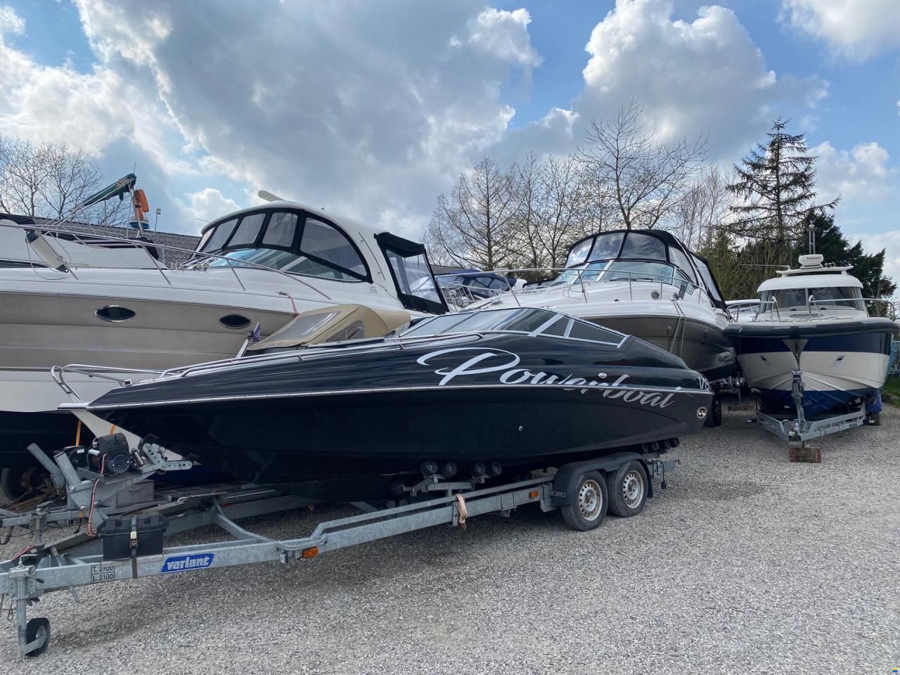 Crownline 225CR